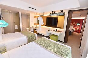 Hue Hotels and Resorts Boracay Managed by HII