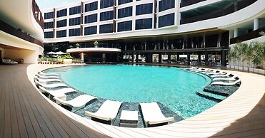 Hue Hotels and Resorts Boracay Managed by HII