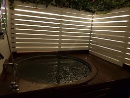 Taupo Thermal Motel & Spa