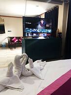 Sripoom Boutique House