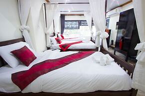 Sripoom Boutique House