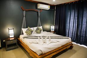 Sripoom Boutique House