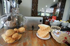 Sripoom Boutique House