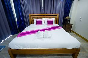 Sripoom Boutique House