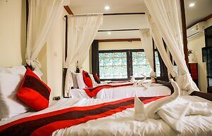 Sripoom Boutique House