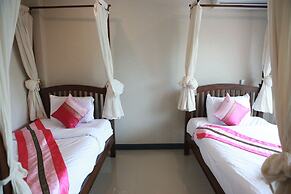 Sripoom Boutique House