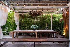 Secret Garden Pool Villa