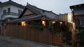1928 Suimmaru Hanok Guesthouse