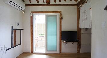 1928 Suimmaru Hanok Guesthouse