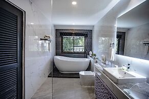 Baan Santhiya Private Pool Villas