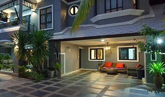 Baan Santhiya Private Pool Villas