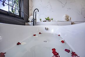 Baan Santhiya Private Pool Villas