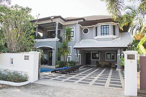 Baan Santhiya Private Pool Villas