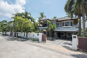 Baan Santhiya Private Pool Villas