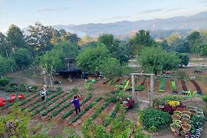 Thanyarat Resort and Organic Farm