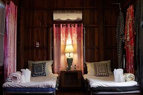 Thanyarat Resort and Organic Farm