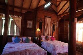 Thanyarat Resort and Organic Farm