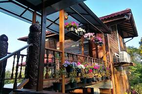 Thanyarat Resort and Organic Farm