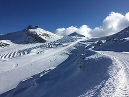 Villa Stelvio Bed & Breakfast