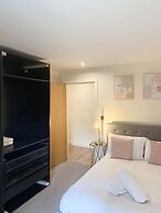Morland House Apartments