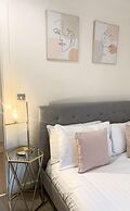Morland House Apartments