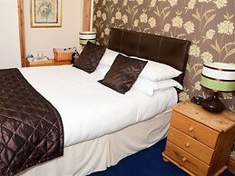 Pinewood Guest House