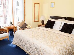 Pinewood Guest House