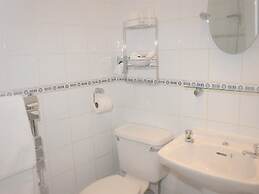 Pinewood Guest House