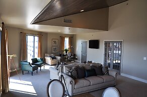 Kentucky Grand Hotel & Spa