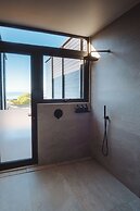 Hotel Alaia