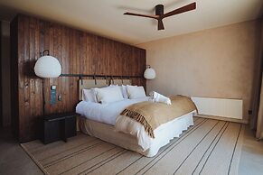 Hotel Alaia