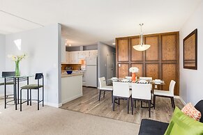 Superb 3BR mins to DT SAIT