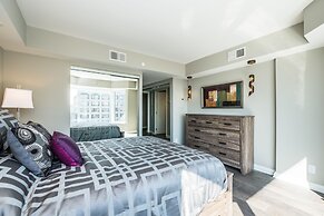 QuickStay - Premium 2bdrm in Yorkville (Yonge & Bloor)