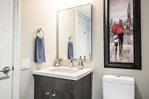 QuickStay - Premium 2bdrm in Yorkville (Yonge & Bloor)