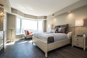 QuickStay - Premium 2bdrm in Yorkville (Yonge & Bloor)