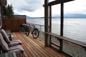 Orca Lodge