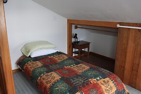 Orca Lodge
