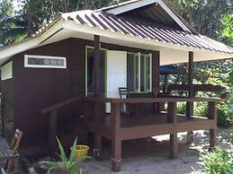 Phayam Coconut Beach Resort