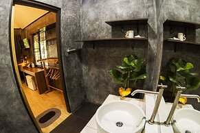 Phayam Coconut Beach Resort