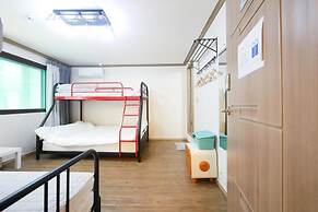 Liz's House - Hostel