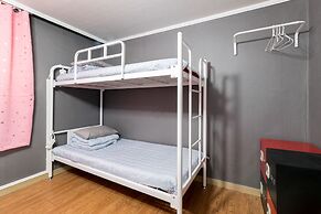 Liz's House - Hostel