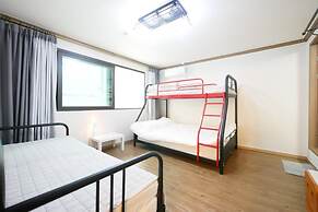 Liz's House - Hostel