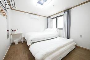 Liz's House - Hostel