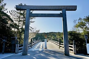 Wisterian Life Club Toba