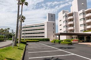 Wisterian Life Club Toba