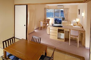 Wisterian Life Club Toba