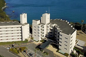 Wisterian Life Club Toba