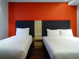 The Klagan Riverson Hotel & Residence