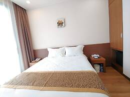 Jeju Ocean Blue Hotel