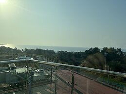 Jeju Ocean Blue Hotel